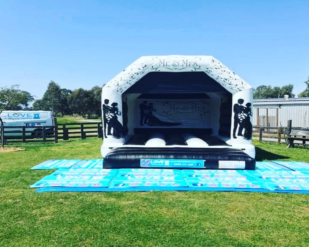 wedding bouncy castle hire Perth Wedding bouncy castle hire Perth